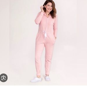 NWT: Smash + Tess Jilly romper hooded